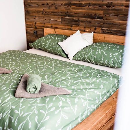 Apartmany Zeme Нове-Мєсто-под-Смркем Екстер'єр фото
