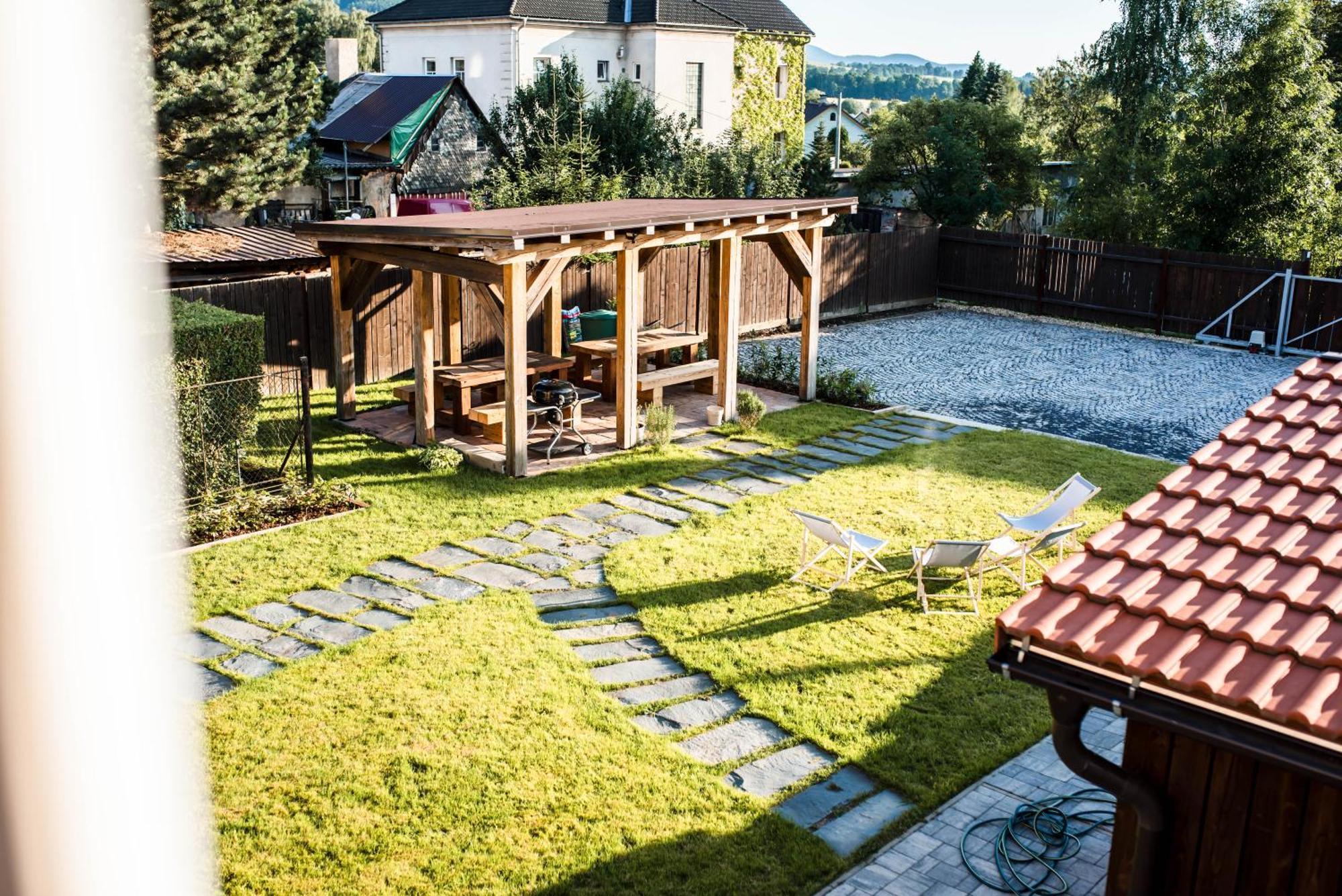 Apartmany Zeme Нове-Мєсто-под-Смркем Екстер'єр фото
